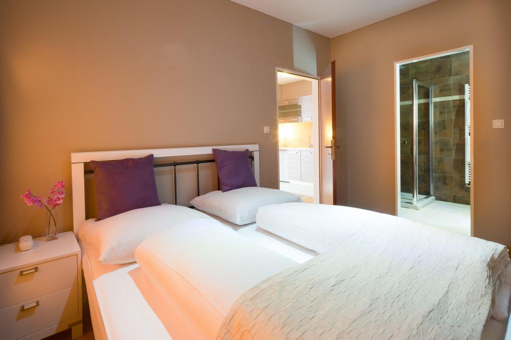 Hotel La Petite Perle Hamburgo Habitación foto
